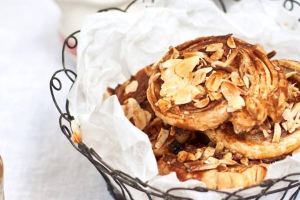 Apple, cinnamon & almond swirls with honey glaze