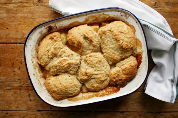 Apple cinnamon cobbler