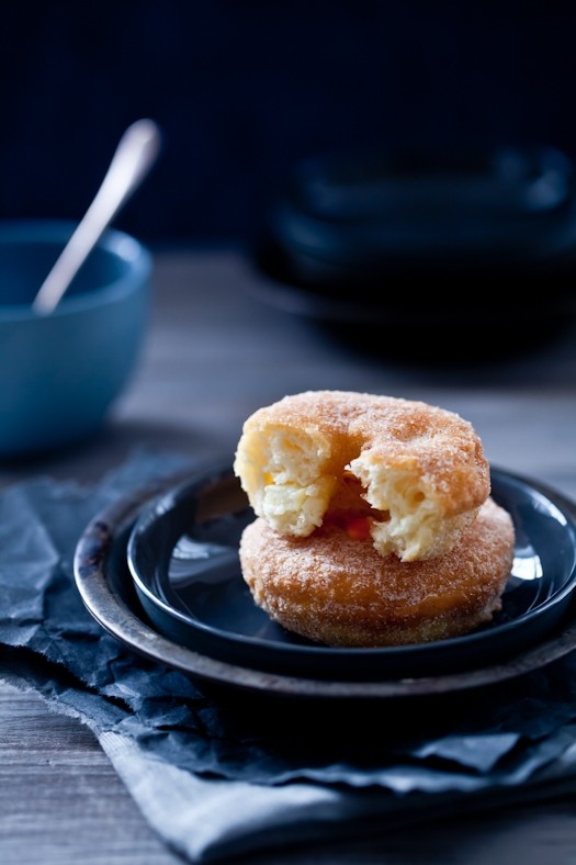 Apple cinnamon doughnuts