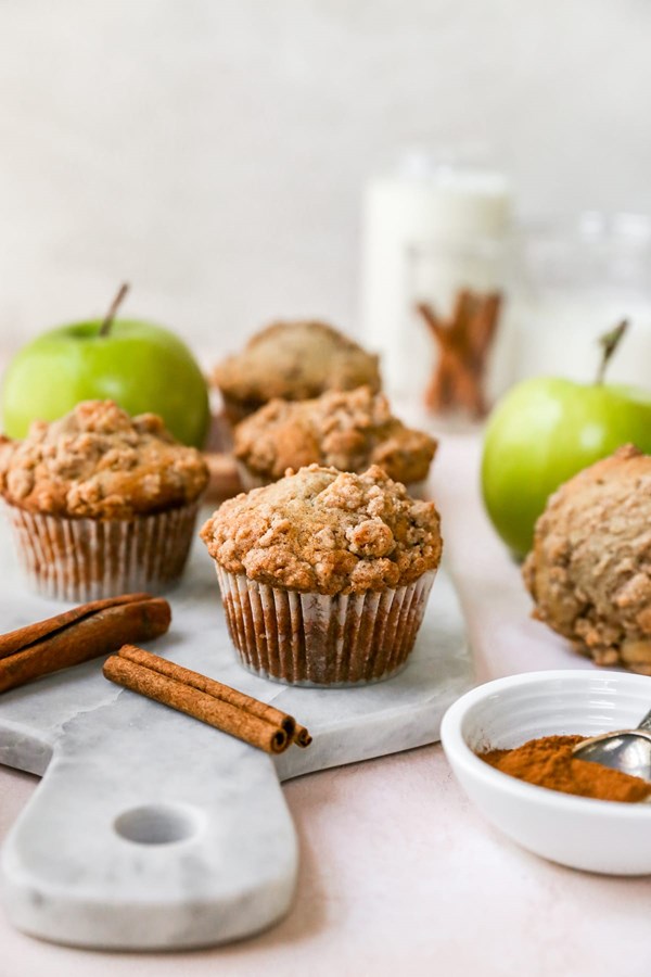 Apple cinnamon muffins