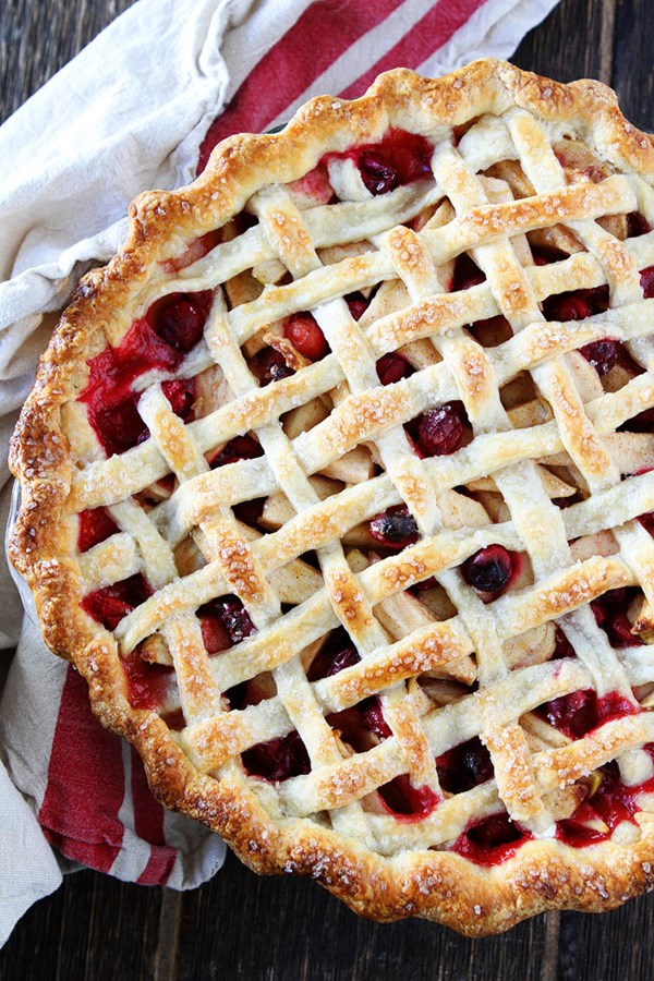 Apple cranberry pie