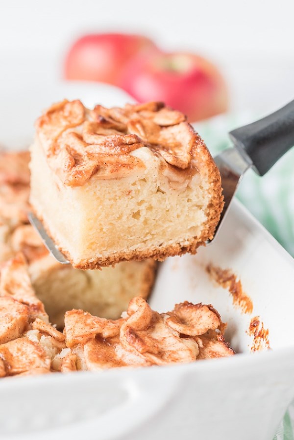 Apple cream cheese coffee cake