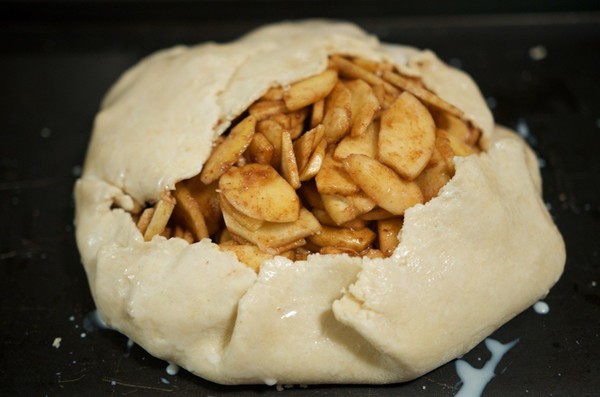 Apple crostata