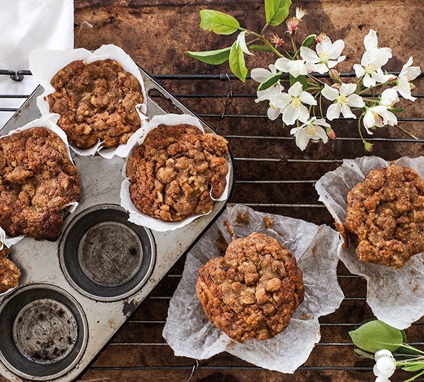 Apple crumble muffins