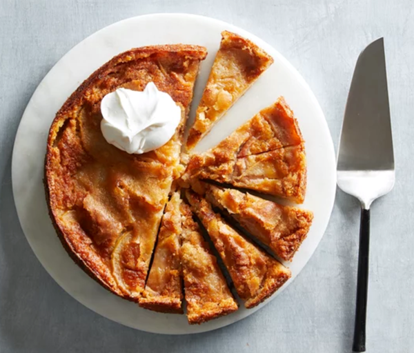 Apple custard cake