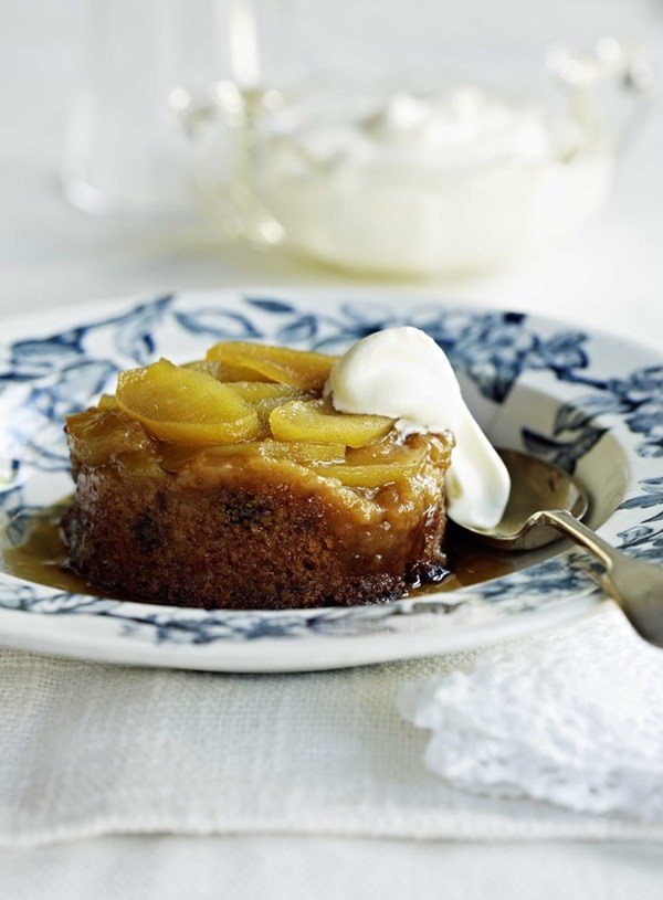 Apple, date and butterscotch puddings