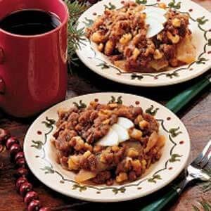 Apple date crisp