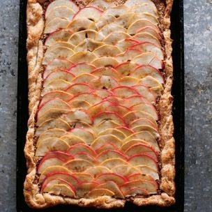 Apple frangipane tart