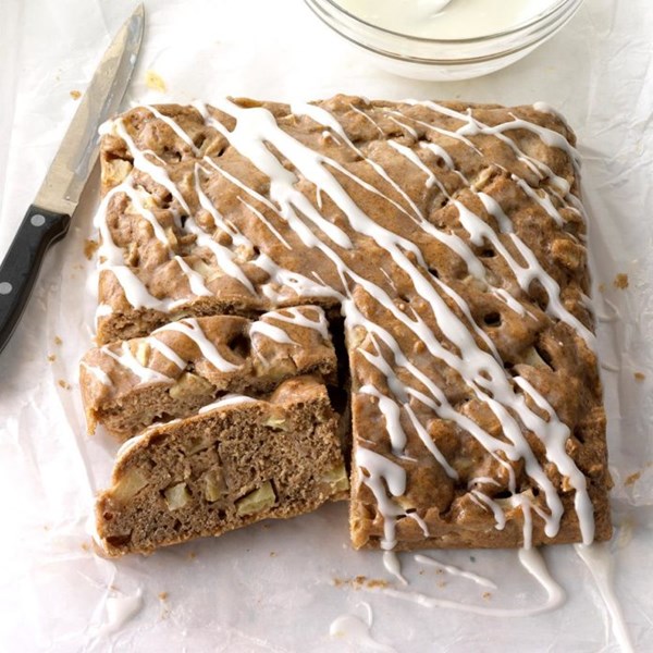 Apple fritter cake