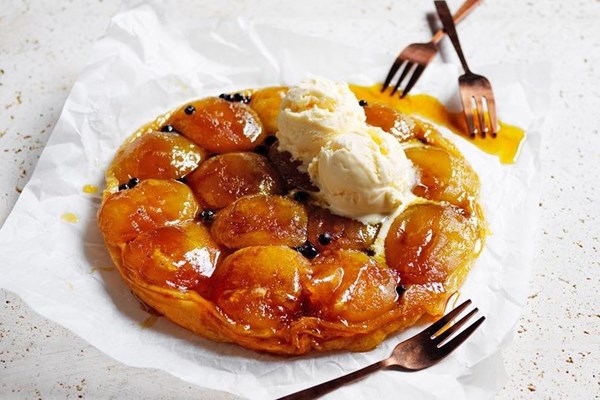 Apple, gin & juniper tarte Tatin