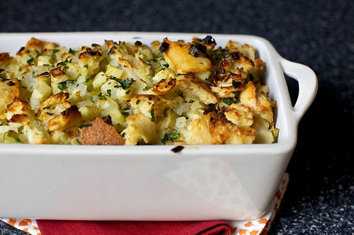 Apple-herb stuffing for all seasons