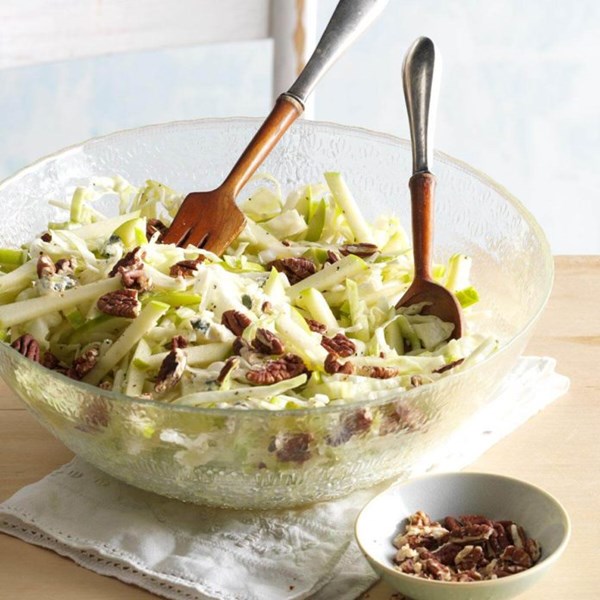 Apple maple pecan salad