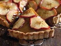 Apple-maple tart