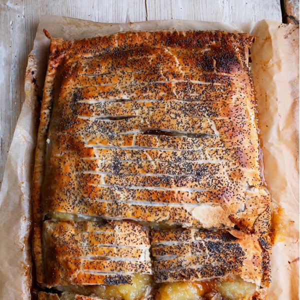 Apple, mincemeat and marmalade tart