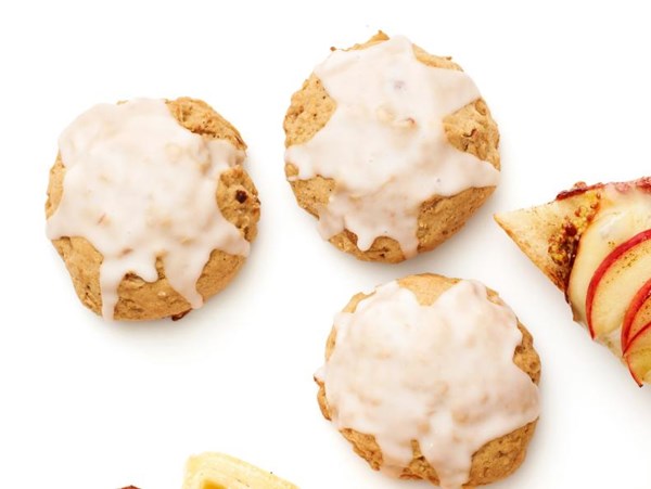 Apple-oat cookies