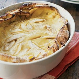 Apple oven pancake