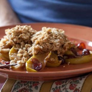 Apple, pear & dried cranberry crisp