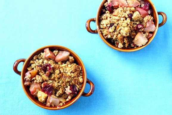 Apple, pear and cranberry crisp