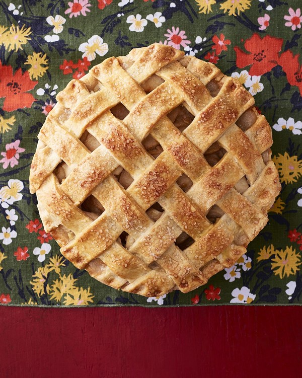Apple-pear lattice pie