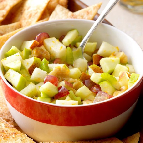 Apple pear salsa with cinnamon chips 