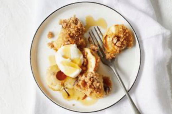 Apple, pecan and maple syrup crumble