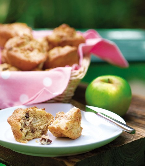 Apple, pecan and raisin muffins
