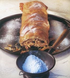 Apple pecorino strudel