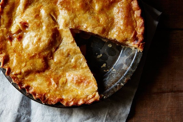 Apple pie baked in a bag