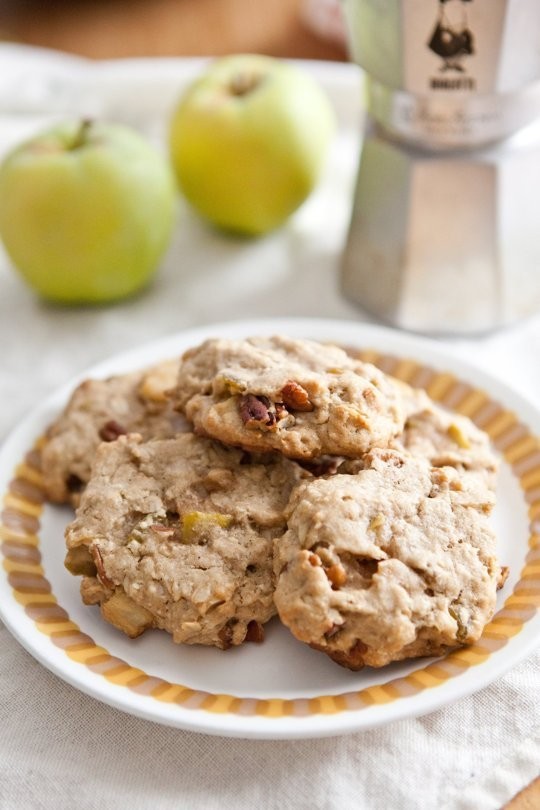 Apple pie breakfast cookies