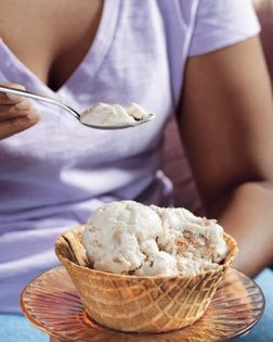 Apple pie ice cream