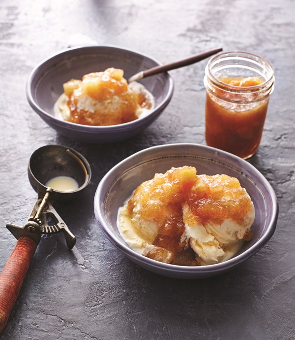 Apple pie jam
