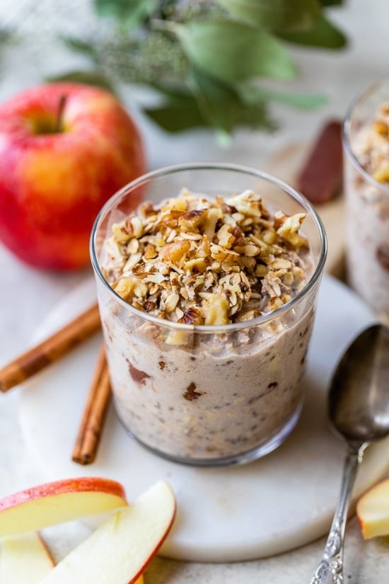 Apple pie overnight oats
