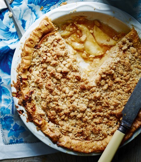 Apple pie with crumb topping