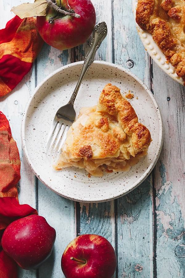Apple rose pie