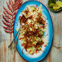 Apple salad (Pan thee thoke)