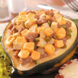 Apple sausage-stuffed squash