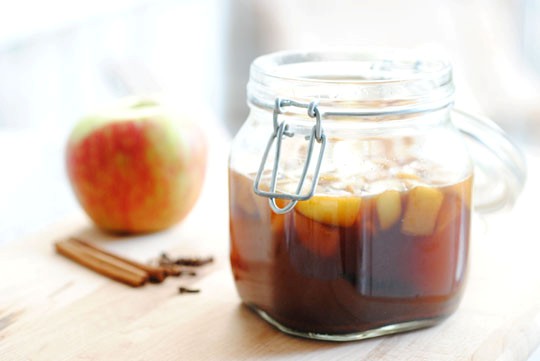 Apple spice bourbon infusion