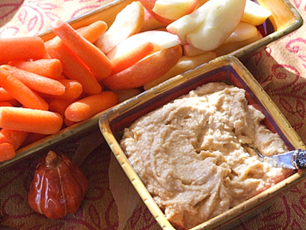 Apple spice hummus