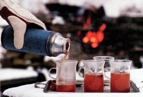 Apple spiced bourbon toddies