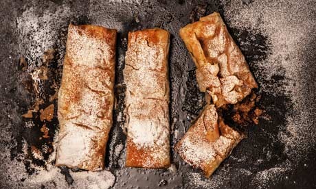 Apple strudel
