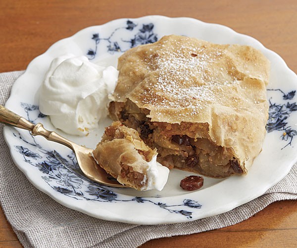 Apple strudel