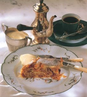 Apple strudel