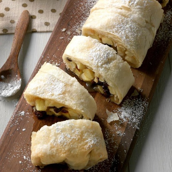 Apple strudel