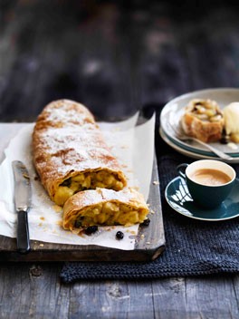 Apple strudel
