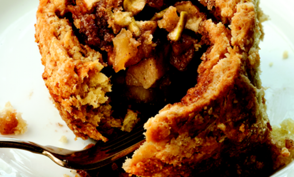 Apple-stuffed biscuit buns