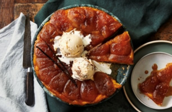 Apple tarte Tatin with apple crumble ice cream