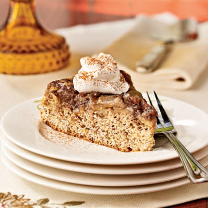 Apple upside-down cake