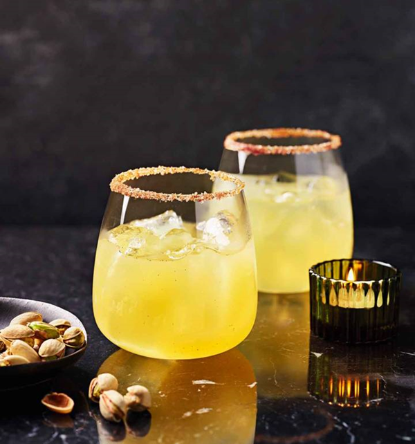 Apple vanilla gin fizz