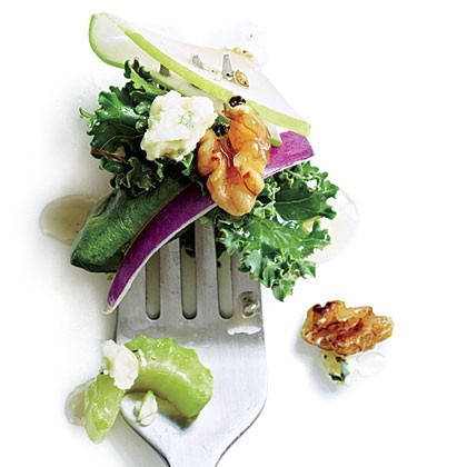 Apple-walnut kale salad