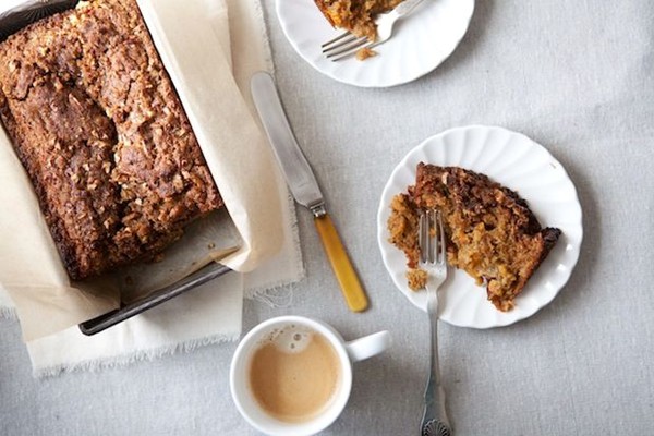 Applesauce carrot bread with pecan streusel